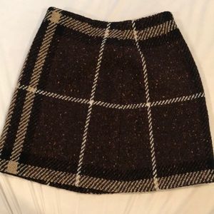 Burberry wool mini skirt size 4